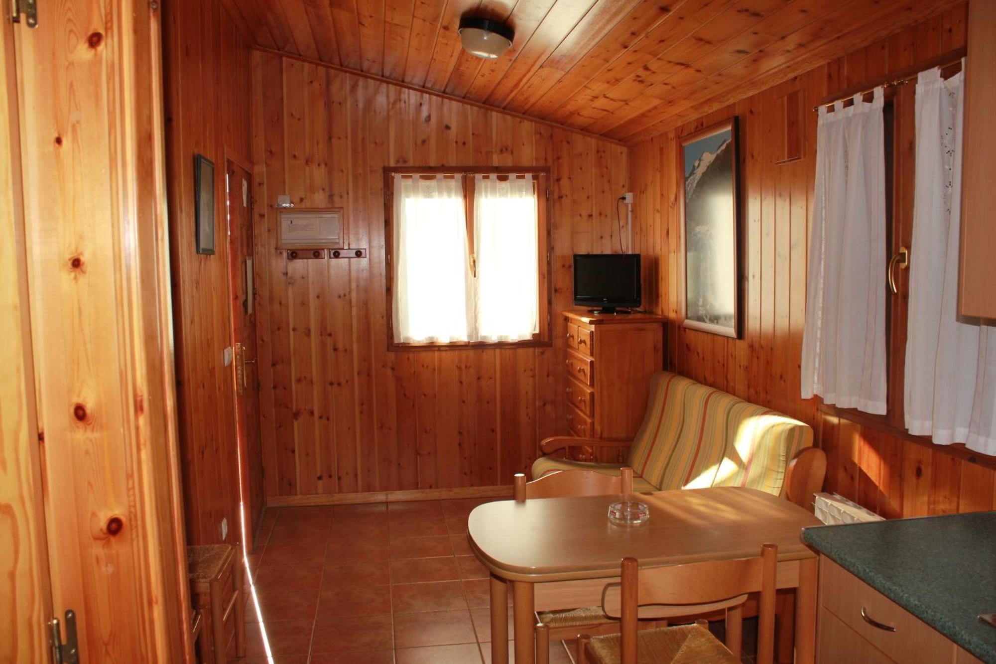 Camping Valle De Tena Sabiñánigo Kültér fotó