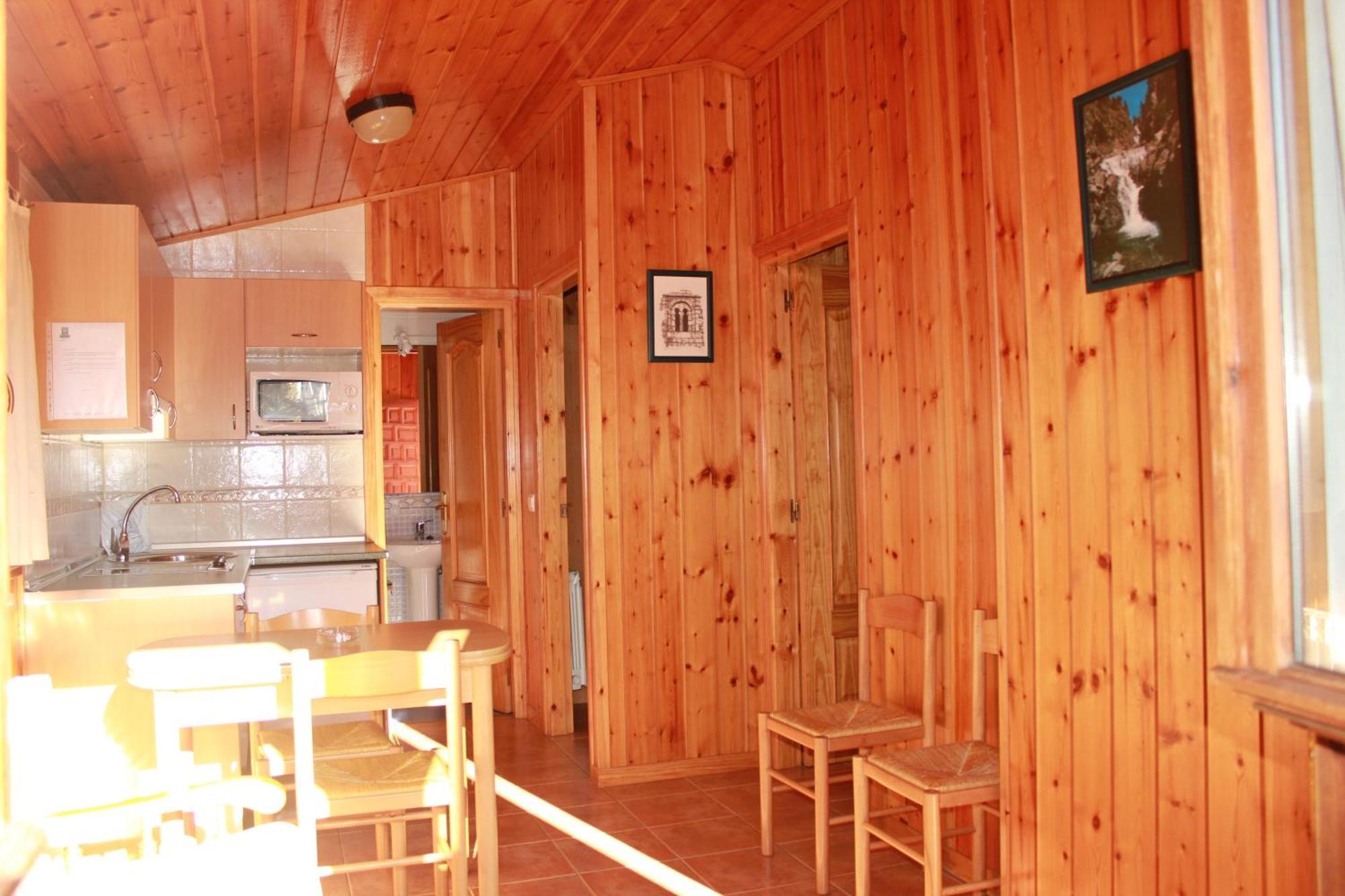 Camping Valle De Tena Sabiñánigo Kültér fotó