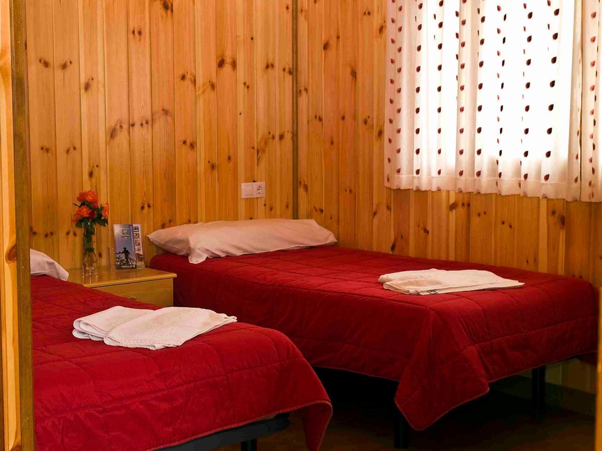 Camping Valle De Tena Sabiñánigo Kültér fotó