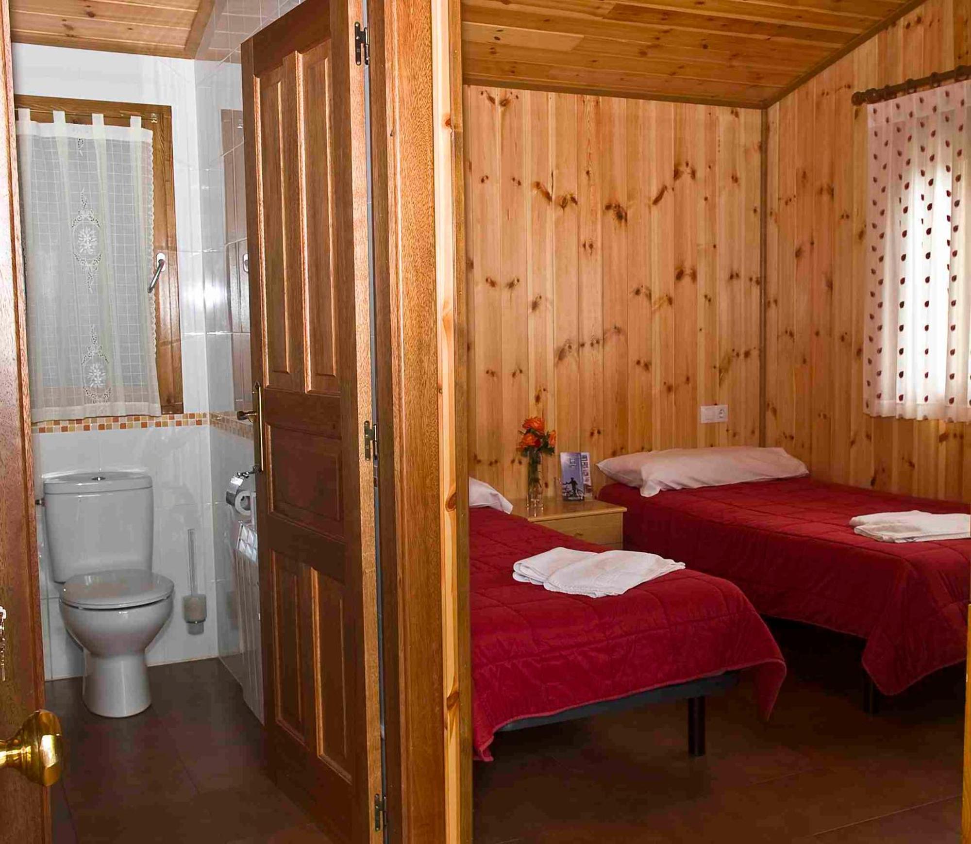 Camping Valle De Tena Sabiñánigo Kültér fotó